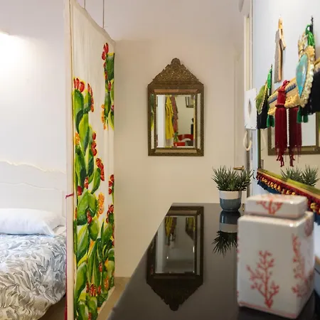 Apartment Guesthost - Quattro Cuori Ortigia Comfy *